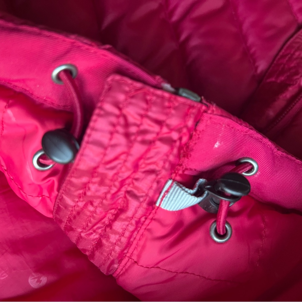 Marmot Women’s Pink 800 Fill XS Puffer Vest - Picture 13 of 15